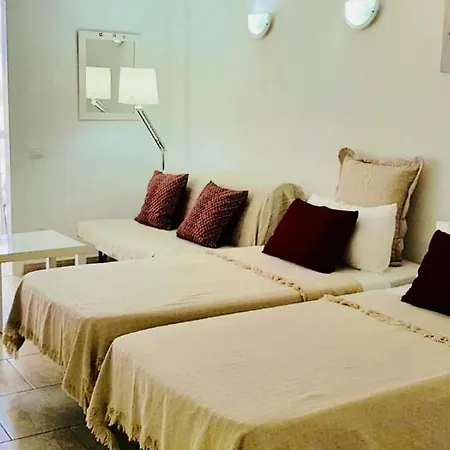 Eldorado Patricia Studio דירה